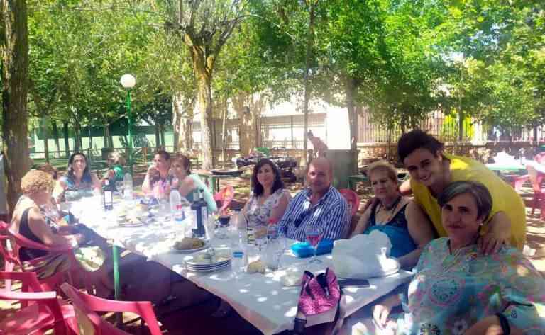 Jornada de convivencia de asociaciones de mujeres de Villarrubia de los Ojos en Lagunas de Ruidera