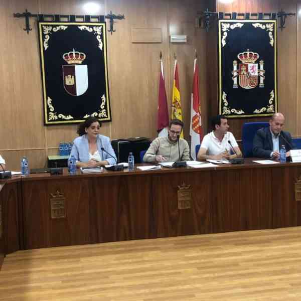 El pleno de Villarrubia de los Ojos aprueba modificaciones de créditos por más de 417.000 euros para pago a proveedores, gracias a los votos del PSOE