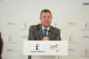 García-Page presume de que Castilla-La Mancha sea la región que más ha bajado la tasa de paro del país desde el año 2015