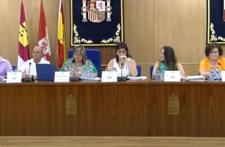 El Pleno de Villarrubia reduce el gasto en retribuciones y libera a la alcaldesa y a su edil de Vías y Obras y Servicios Múltiples