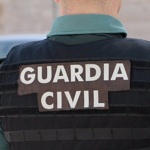 Cae Impostor en Alcázar: Finge Ser Guardia Civil para Estafar a Negocios Locales