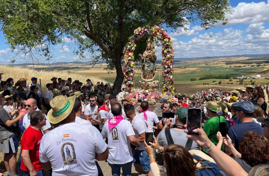 Multitudinaria Romería de la Virgen de Alarcos en Ciudad Real