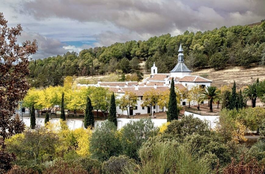 La tradicional Romería de la Virgen de la Sierra de Villarrubia de los Ojos se celebrará el próximo domingo 19 de mayo