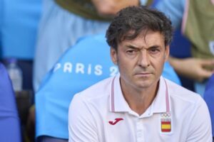 Santi Denia galardón Cultural en los 20 Premios Nacionales “Vinos Ojos del Guadiana” de El Progreso