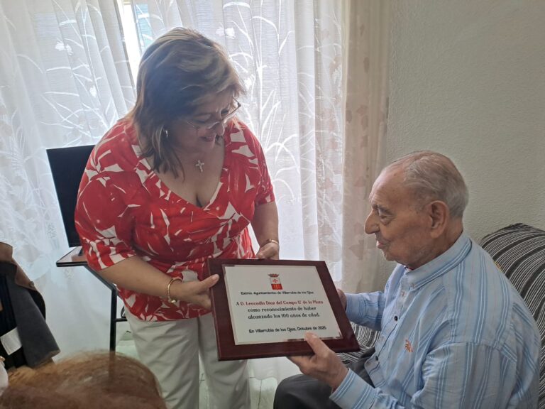 Villarrubia de los Ojos homenajea a cuatro vecinos centenarios con motivo del Día Internacional de las Personas Mayores