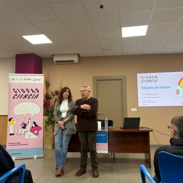 Elisa Fernández acerca la ciencia a Villarrubia de los Ojos con motivo del Día Internacional de la Mujer y la Niña en la Ciencia
