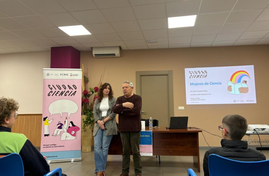 Elisa Fernández acerca la ciencia a Villarrubia de los Ojos con motivo del Día Internacional de la Mujer y la Niña en la Ciencia