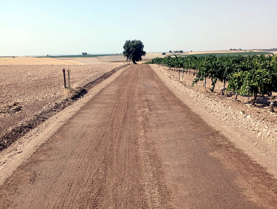 El Ayuntamiento de Villarrubia de los Ojos arregla más de 16 kilómetros de caminos rurales gracias a la Diputación Provincial